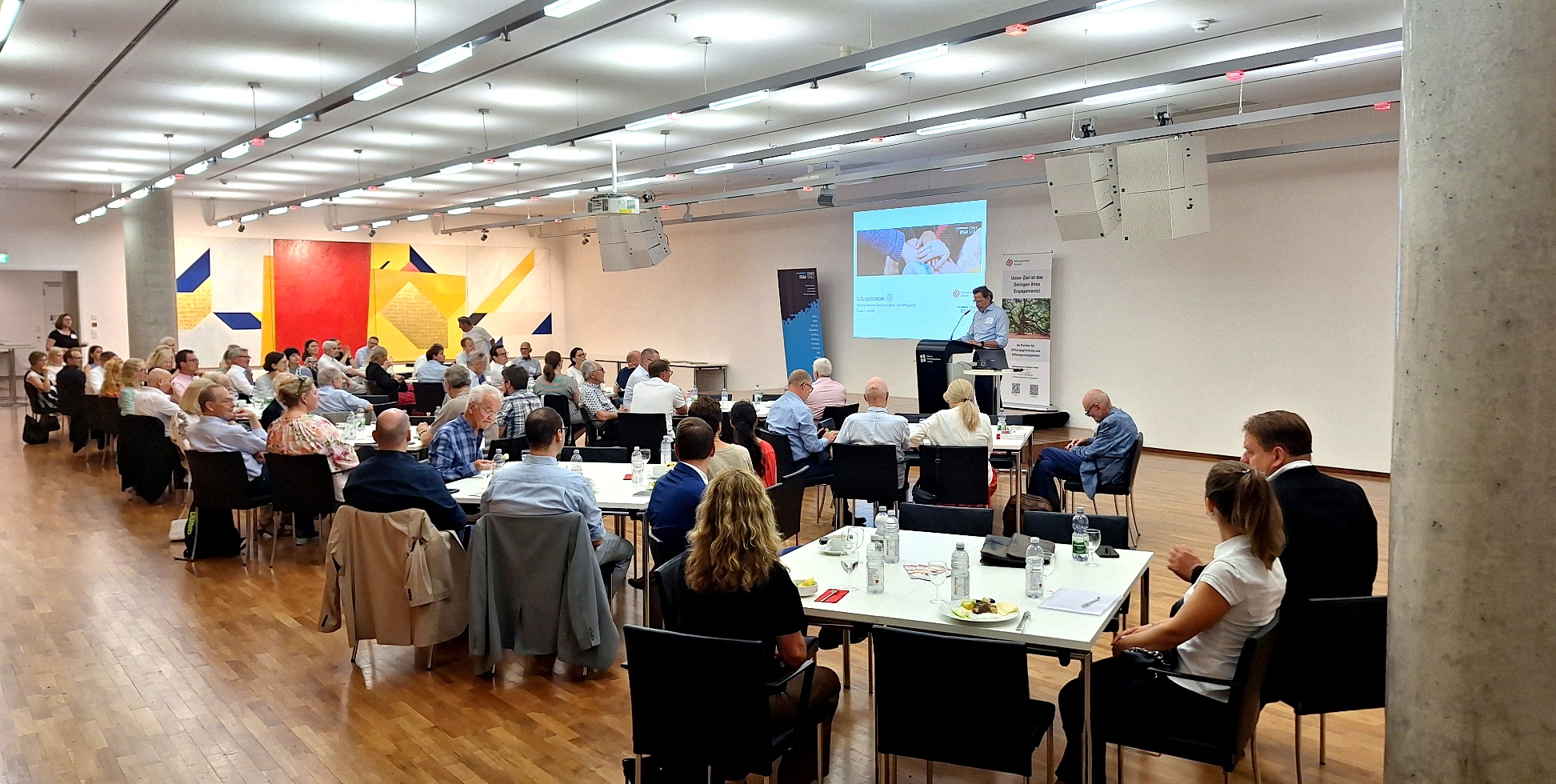 Mehr über den Artikel erfahren Stiftungsfrühstück 2026: Aktuelle Entwicklungen im Stiftungs- und Gemeinnützigkeitsrecht